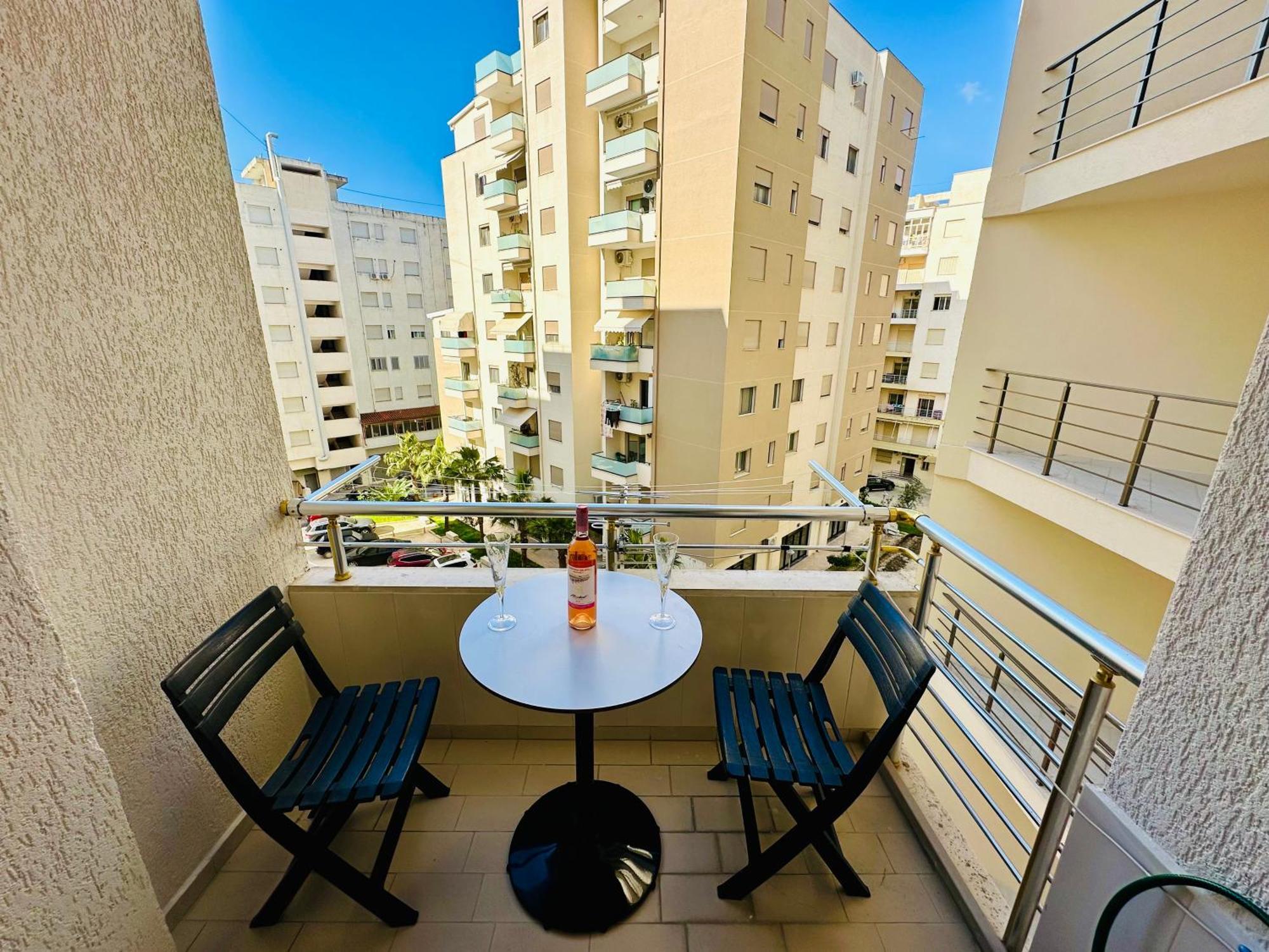 Jico Travel - Erjon Apartments Vlorë Quarto foto
