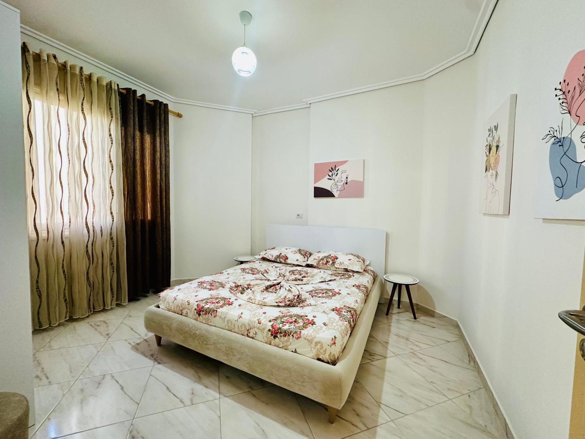 Jico Travel - Erjon Apartments Vlorë Quarto foto